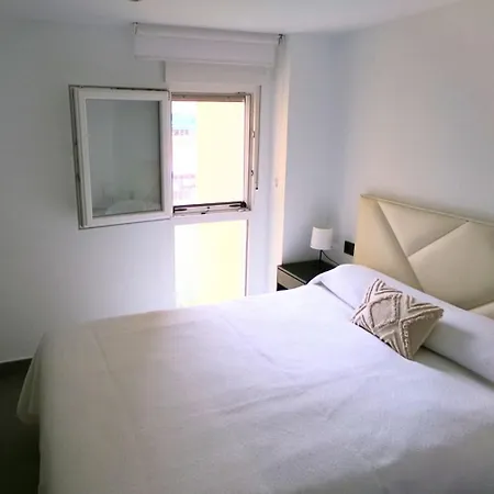 One Bedroom In Apartment *